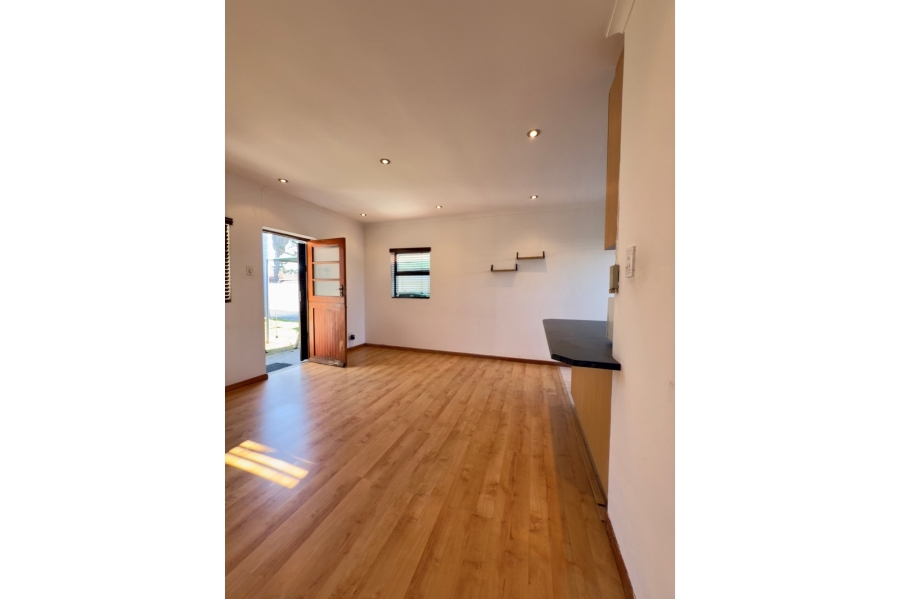 4 Bedroom Property for Sale in Kensington Western Cape